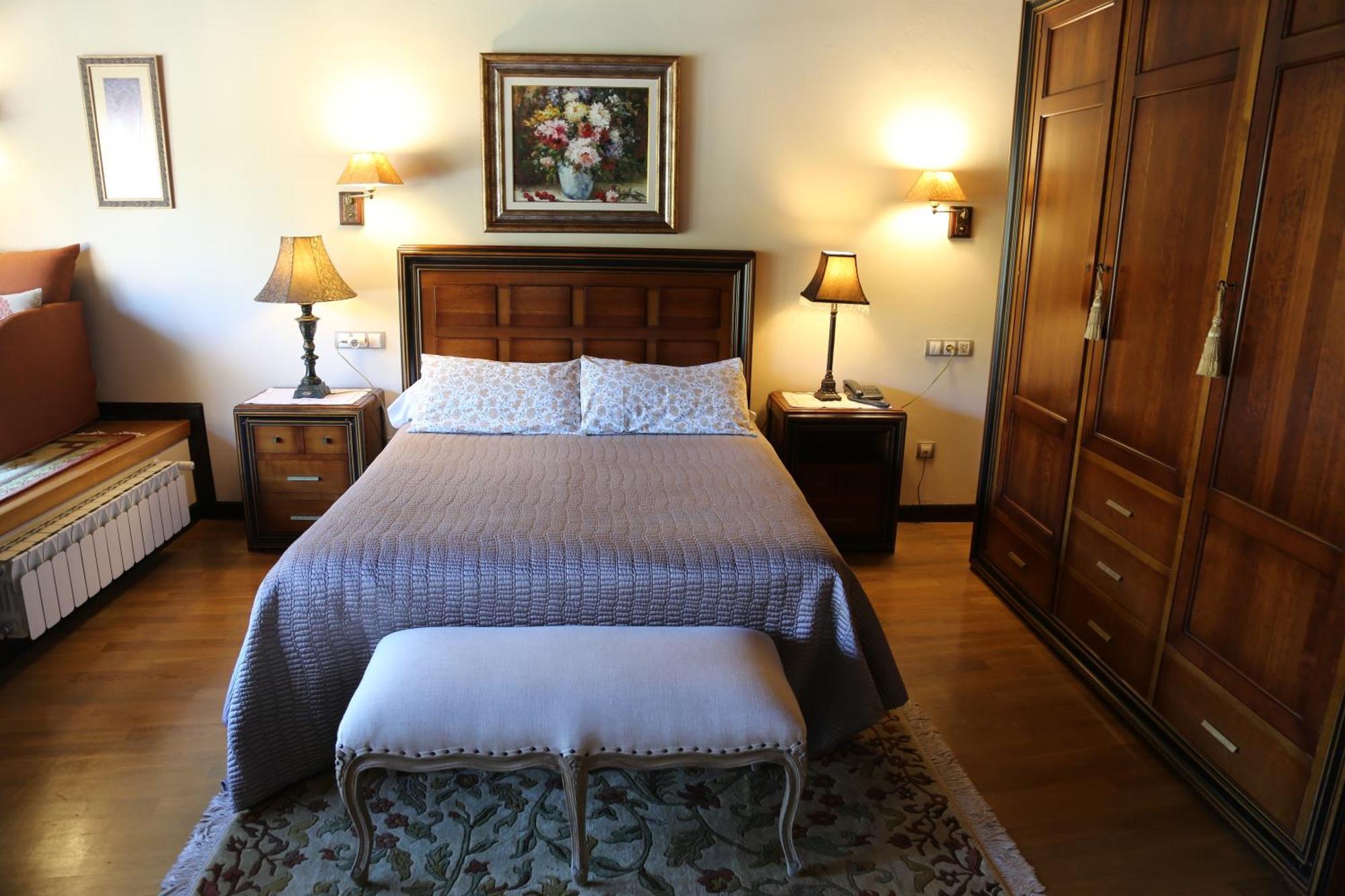 Apartamentos La Pontiga *** Infiesto Bagian luar foto
