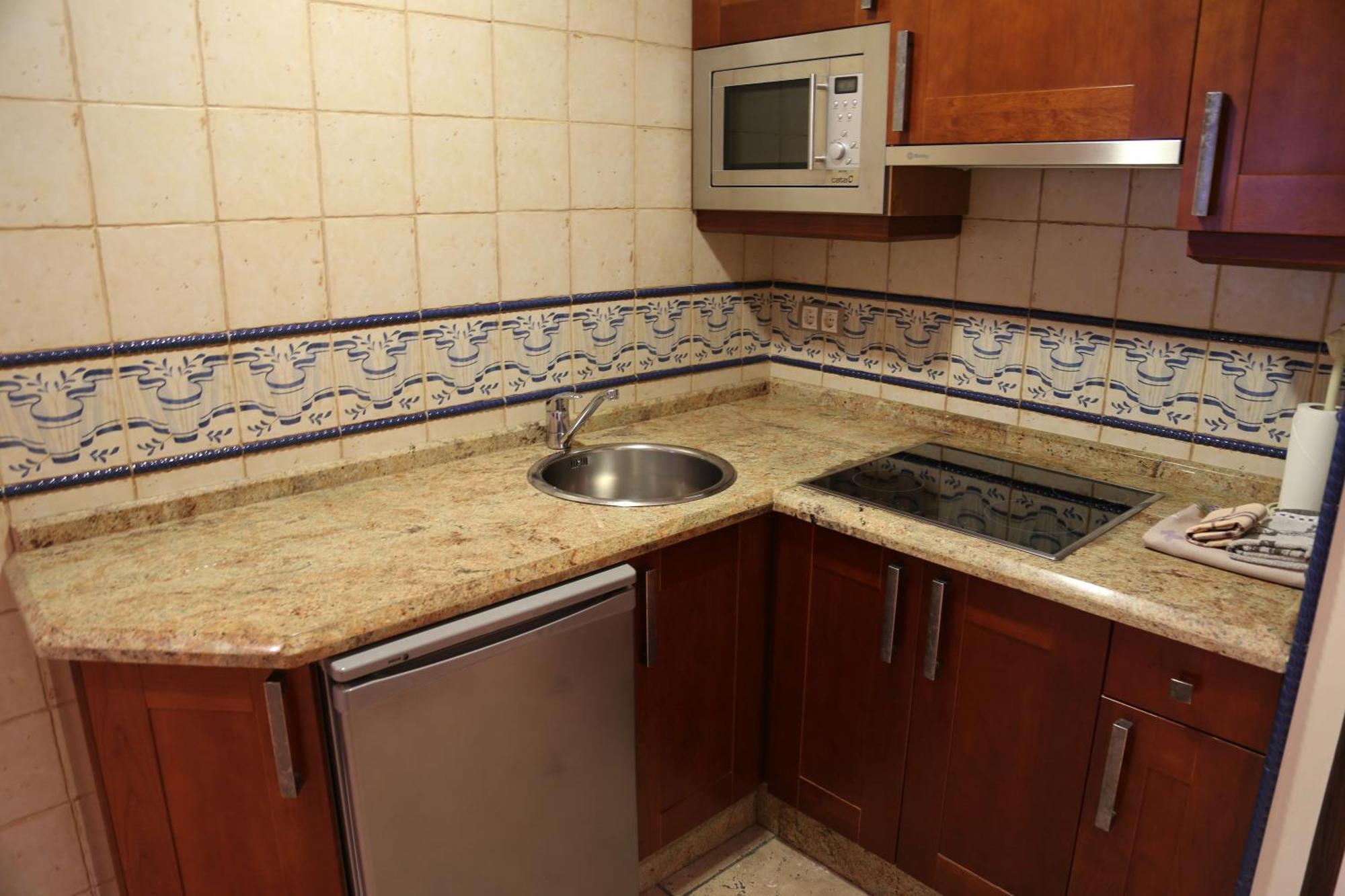 Apartamentos La Pontiga *** Infiesto Ruang foto