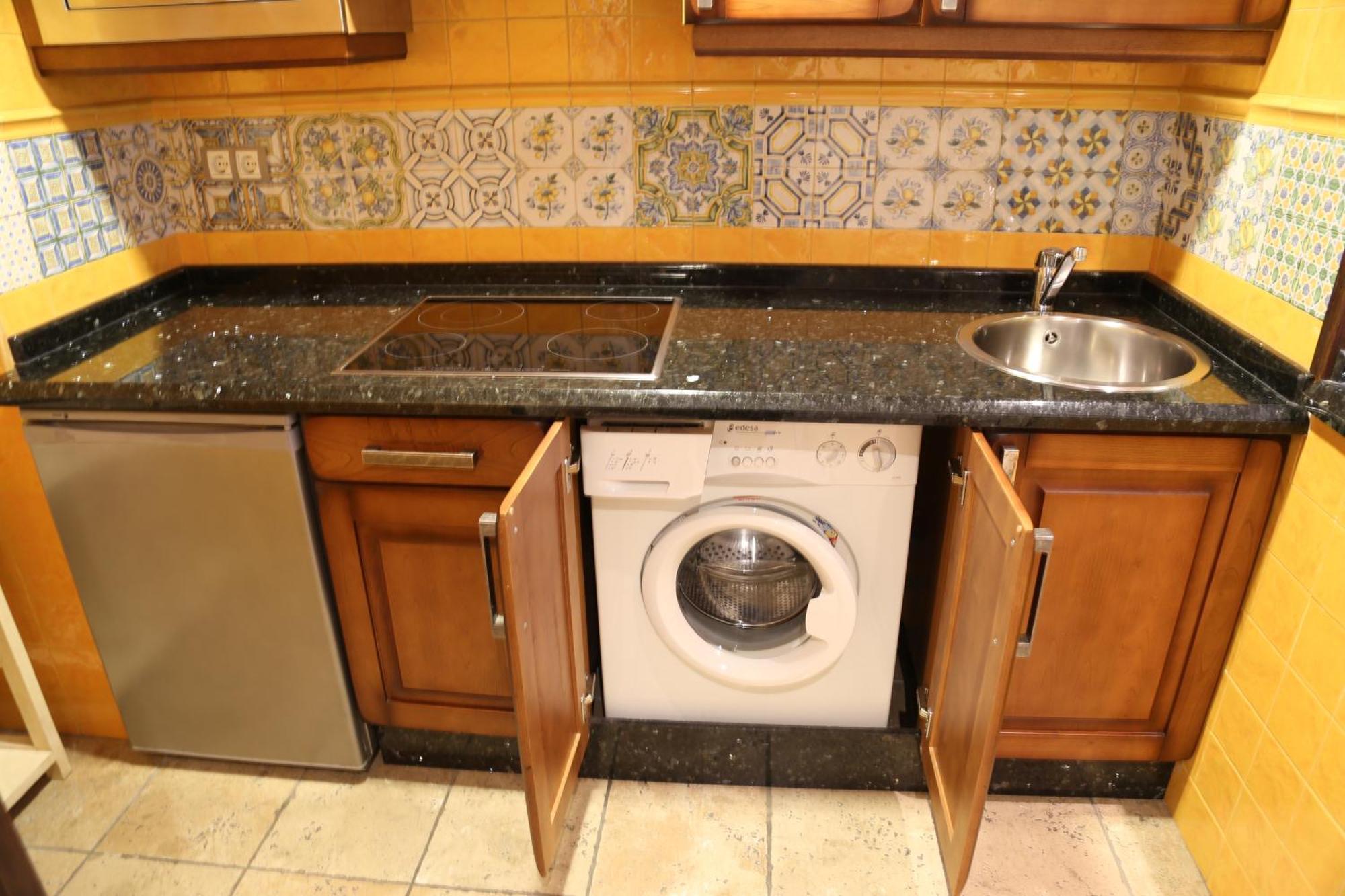Apartamentos La Pontiga *** Infiesto Ruang foto