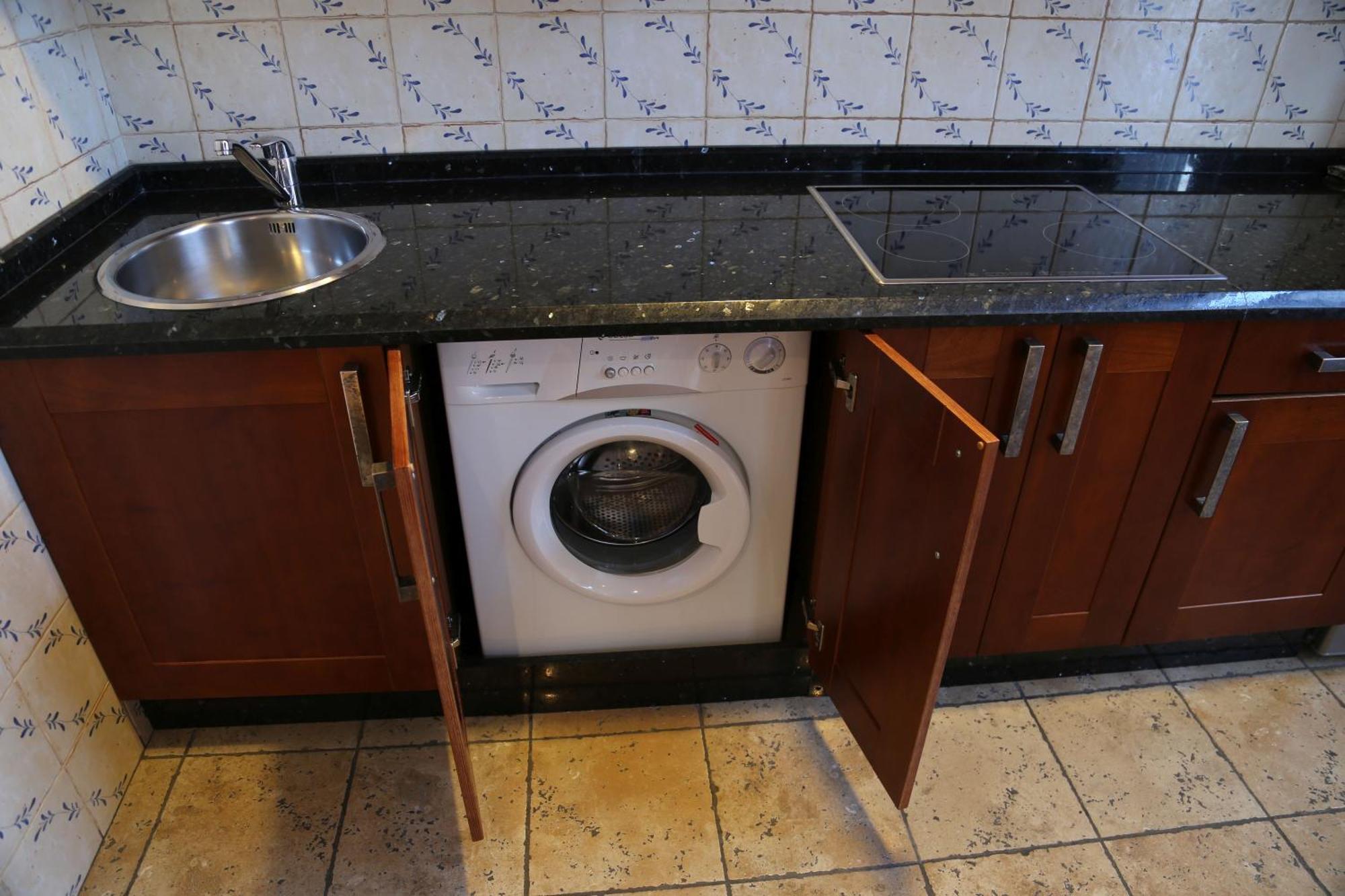 Apartamentos La Pontiga *** Infiesto Ruang foto